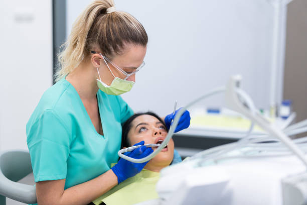 Best Teeth Whitening  in Mendon, IL